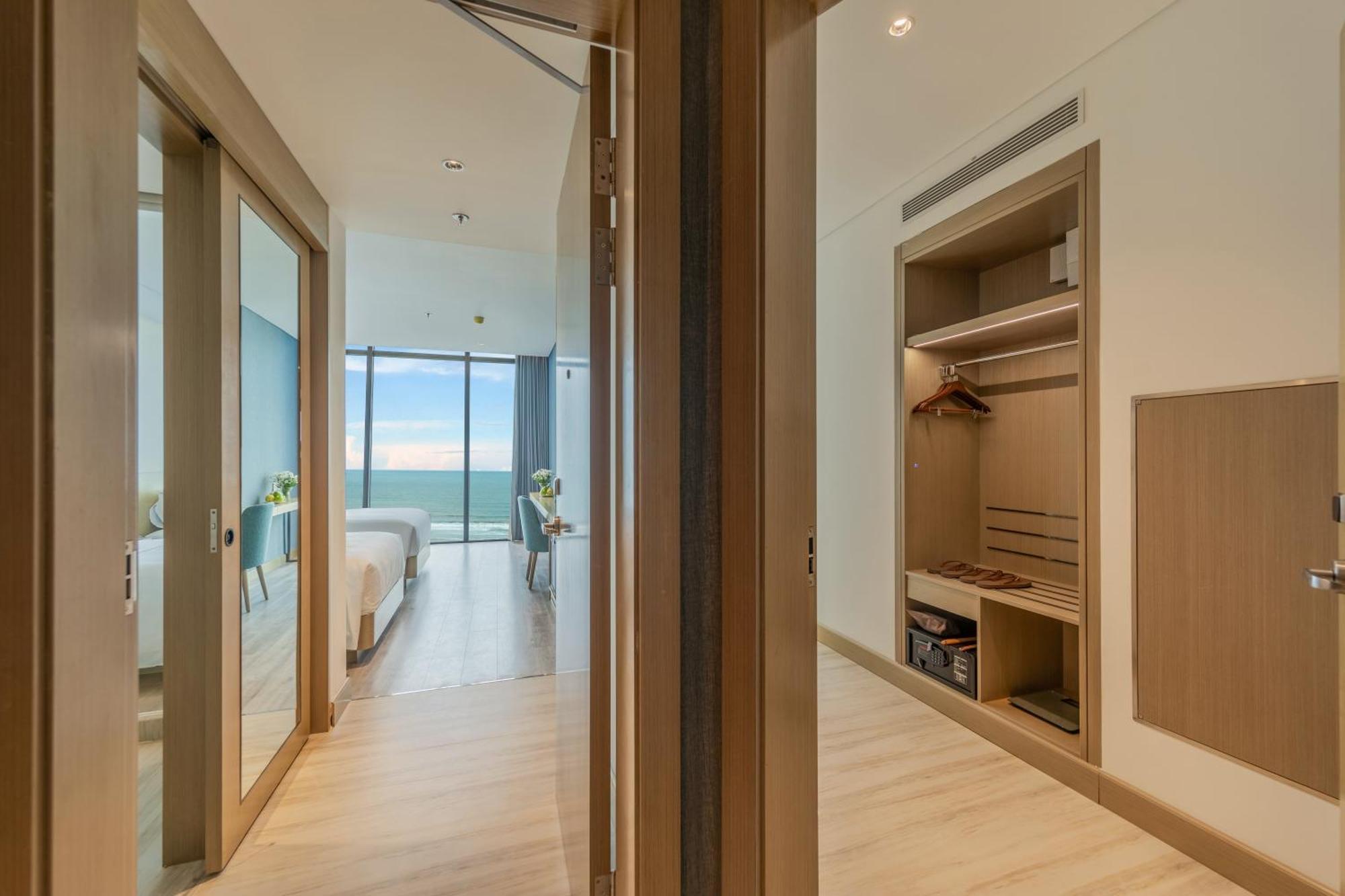Awaken Da Nang Hotel Εξωτερικό φωτογραφία