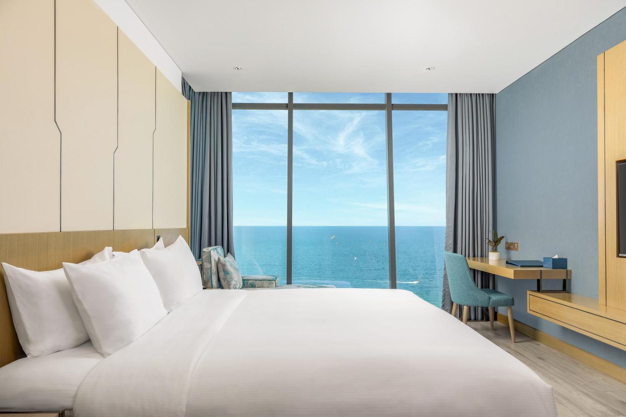 Awaken Da Nang Hotel Εξωτερικό φωτογραφία