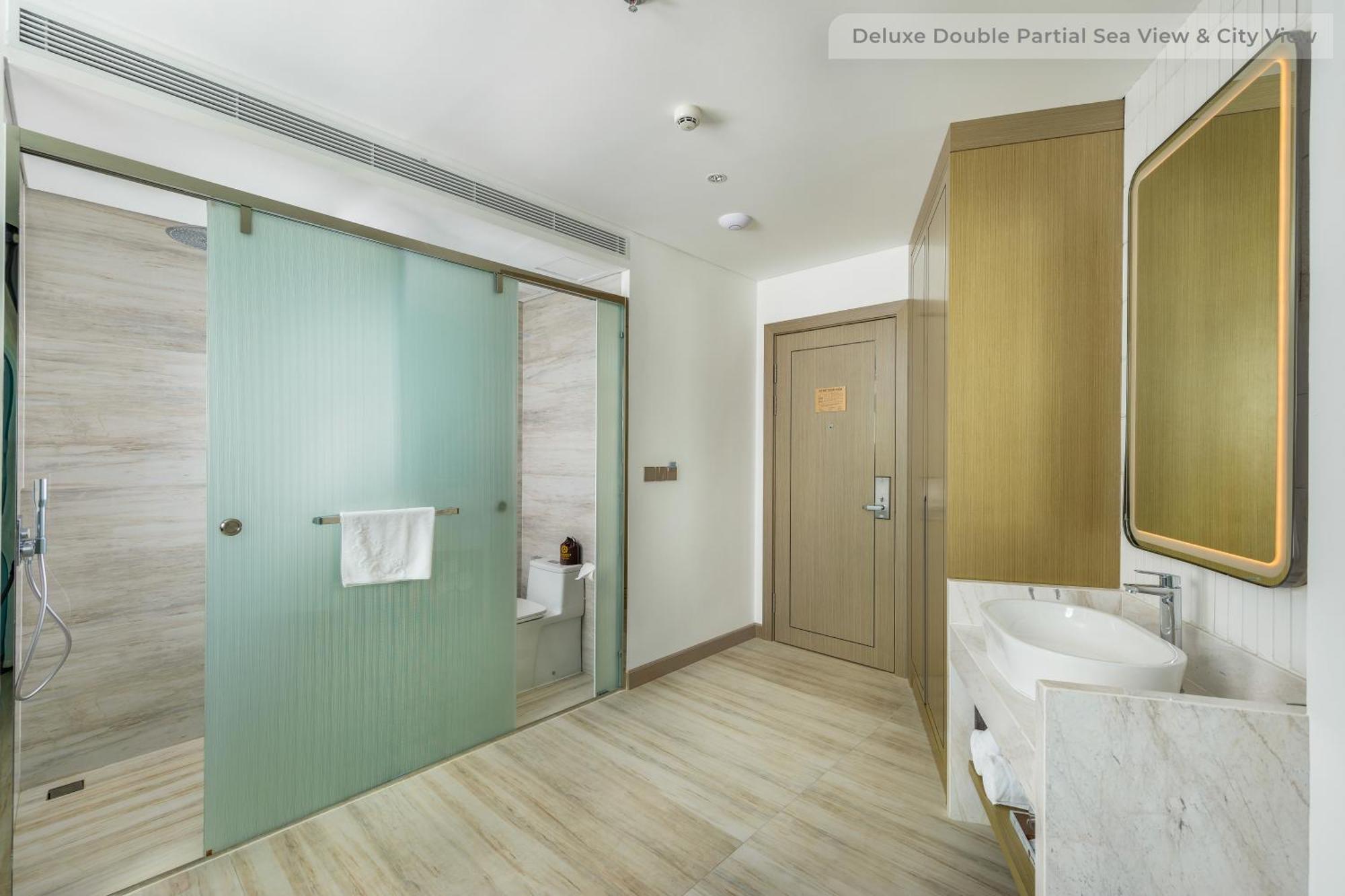 Awaken Da Nang Hotel Εξωτερικό φωτογραφία